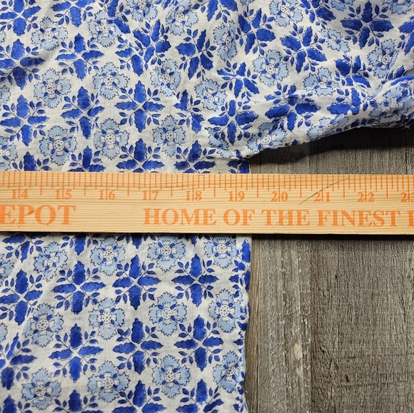 Roller Rabbit Lilian Lucy Top Size Womwn's Small Blue White Blouse - Picture 12 of 12